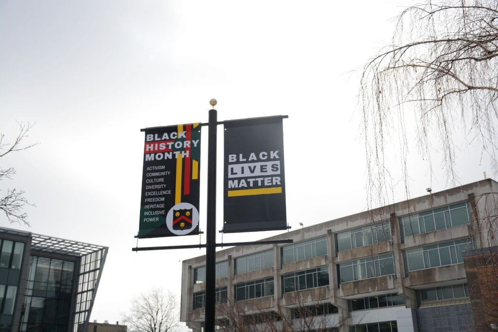 Banner that says "Black Lives Matter"